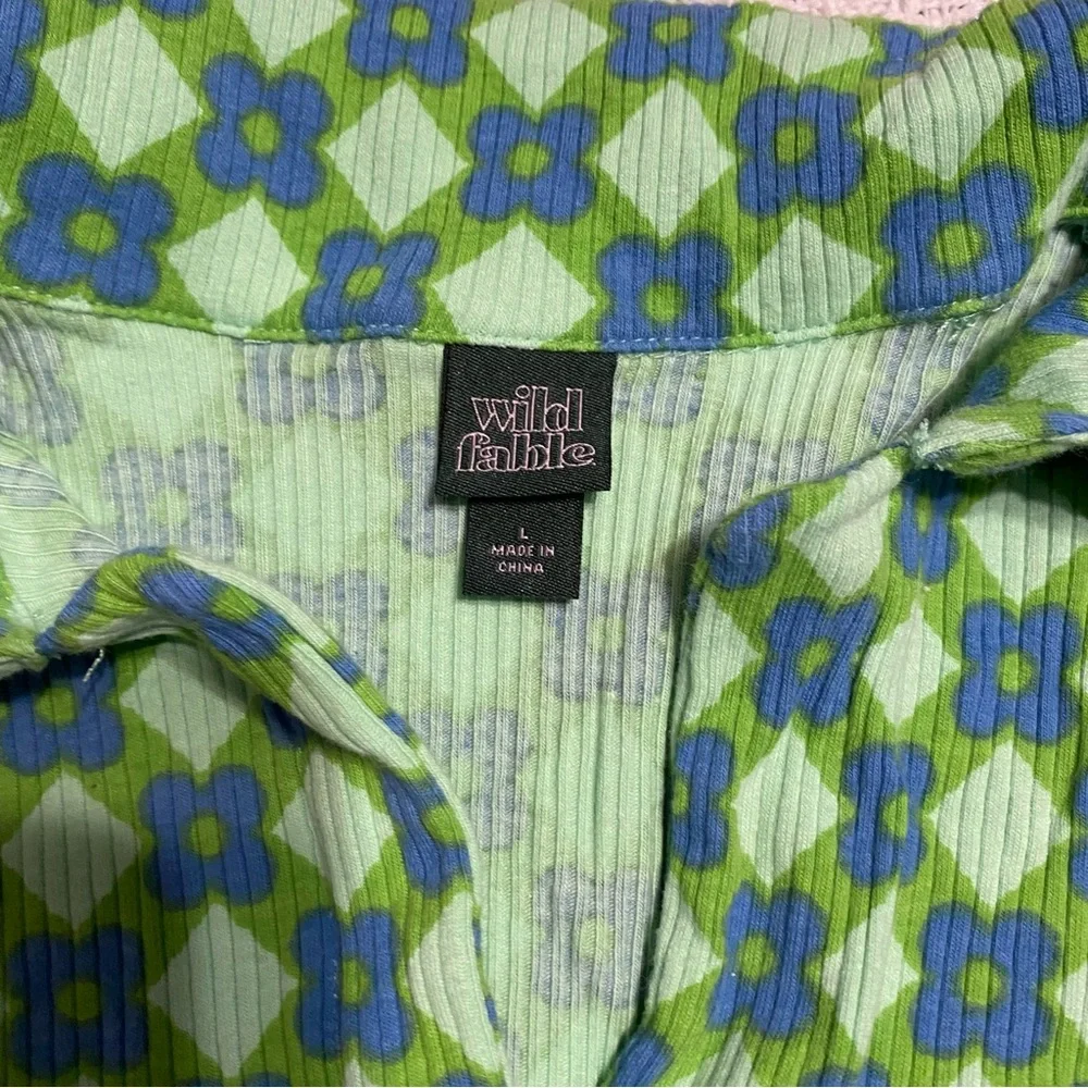 Wild Fable Green Button Up Collared Crop Top Large - Picture 4 of 5